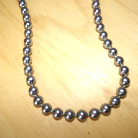 Vtg. Faux Silver Necklace - Picture 2 of 3